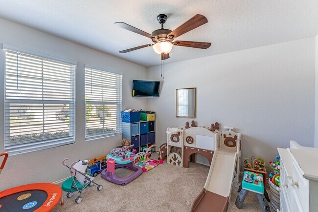 Building Photo - 816 Indigo Wy
