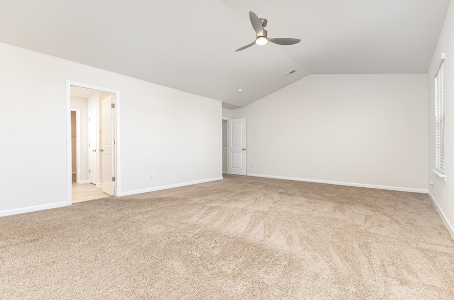 Building Photo - 7619 Nolen Farm Dr