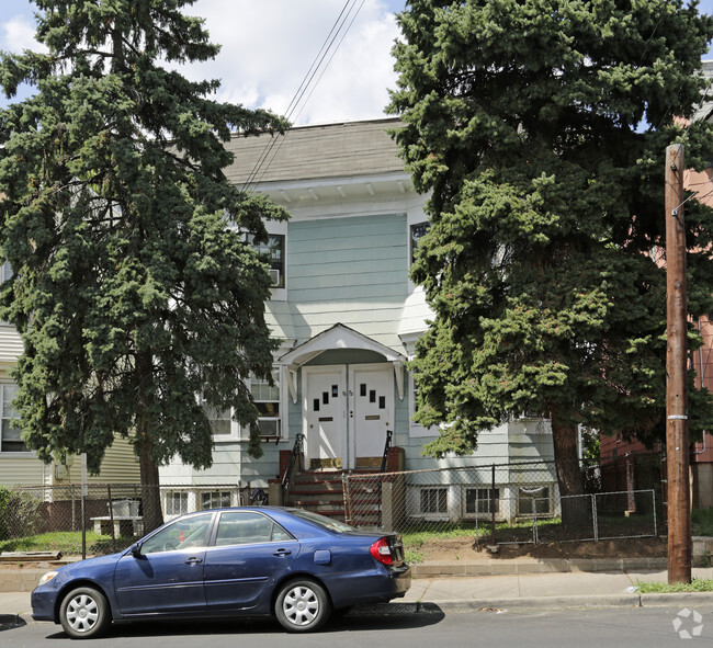 Building Photo - 73-75 Harrison Ave