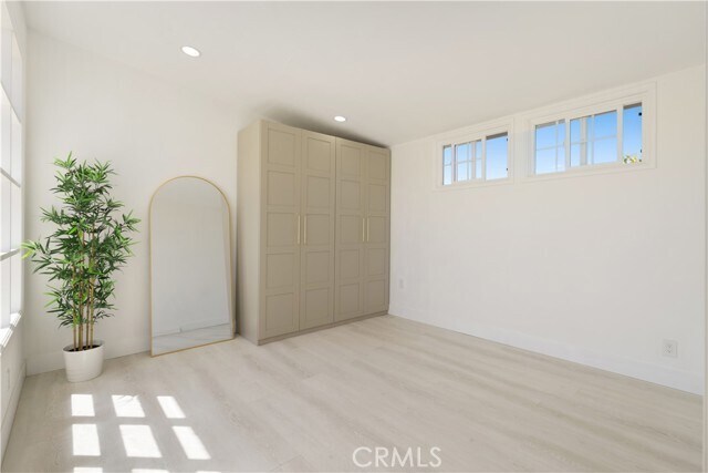 Building Photo - 1201 S Almansor St