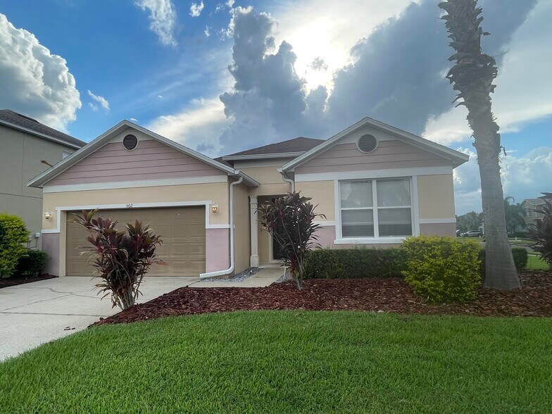 Building Photo - 502 First Cape Coral Dr