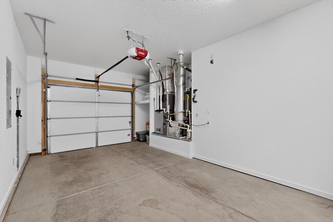 Building Photo - 4 Avenida Vista Esquisita