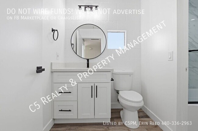 Building Photo - 1111 W University Dr