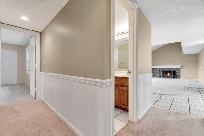 Building Photo - Charming Rossmoor Home