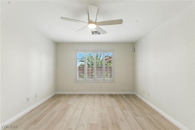 Building Photo - 10950 Crispinio St