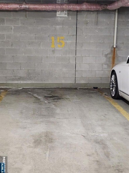 Building Photo - 8915 Bergenwood Ave