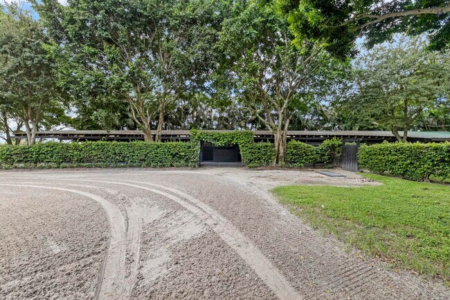 Building Photo - 14996 50th St S