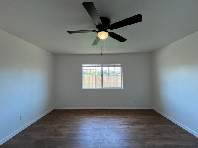Building Photo - 1665 Aldo Way