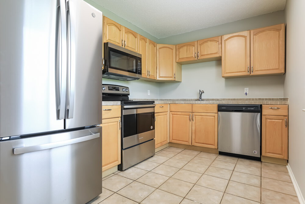 Building Photo - 7574 Mesa St