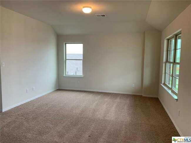 Building Photo - 161 Gray Wolf Dr