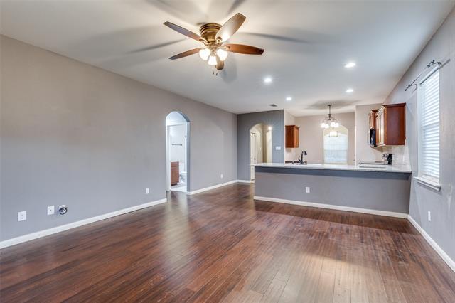 Building Photo - 8901 Highland Orchard Dr
