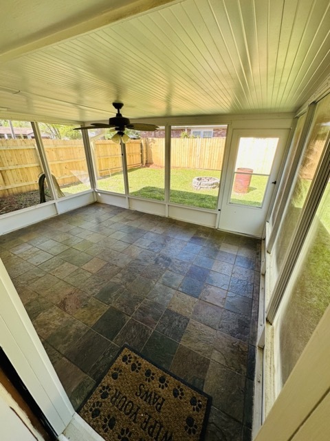 Screened in patio - 101 Williams Dr