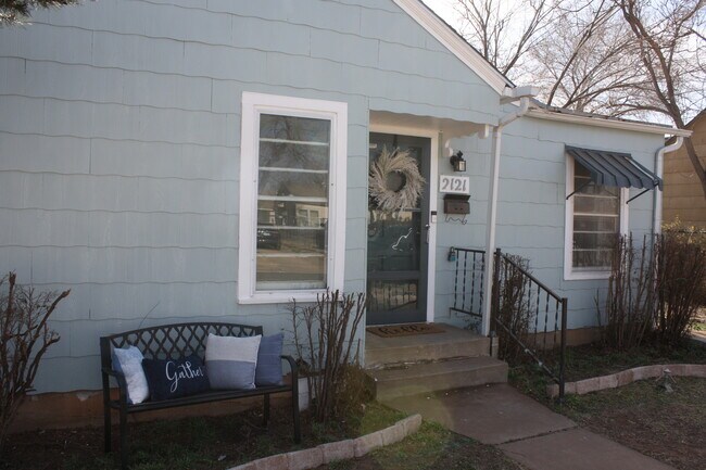 Building Photo - 2121 22nd St