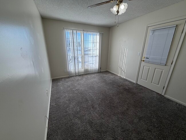 Building Photo - 23609-2 N 1800-E