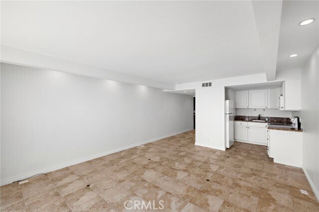 Building Photo - 609 Sleepy Hollow Ln