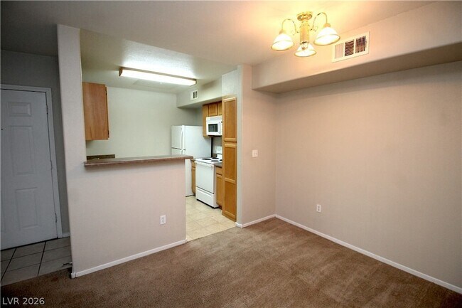 Building Photo - 45 Maleena Mesa St