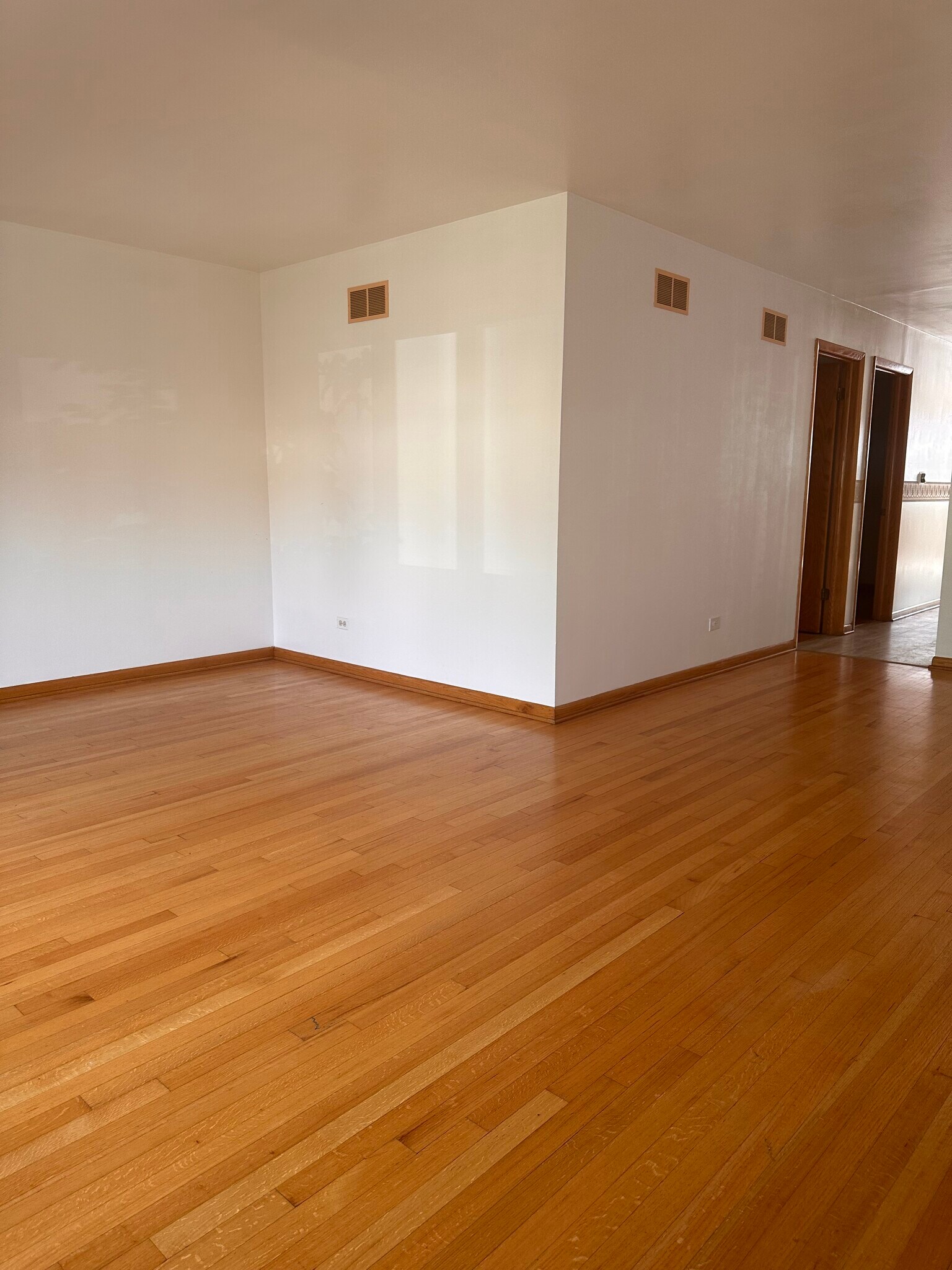 Living Room - 3935 N Odell Ave