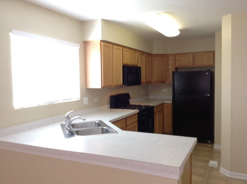 Building Photo - 3103 Meadowsedge Ln