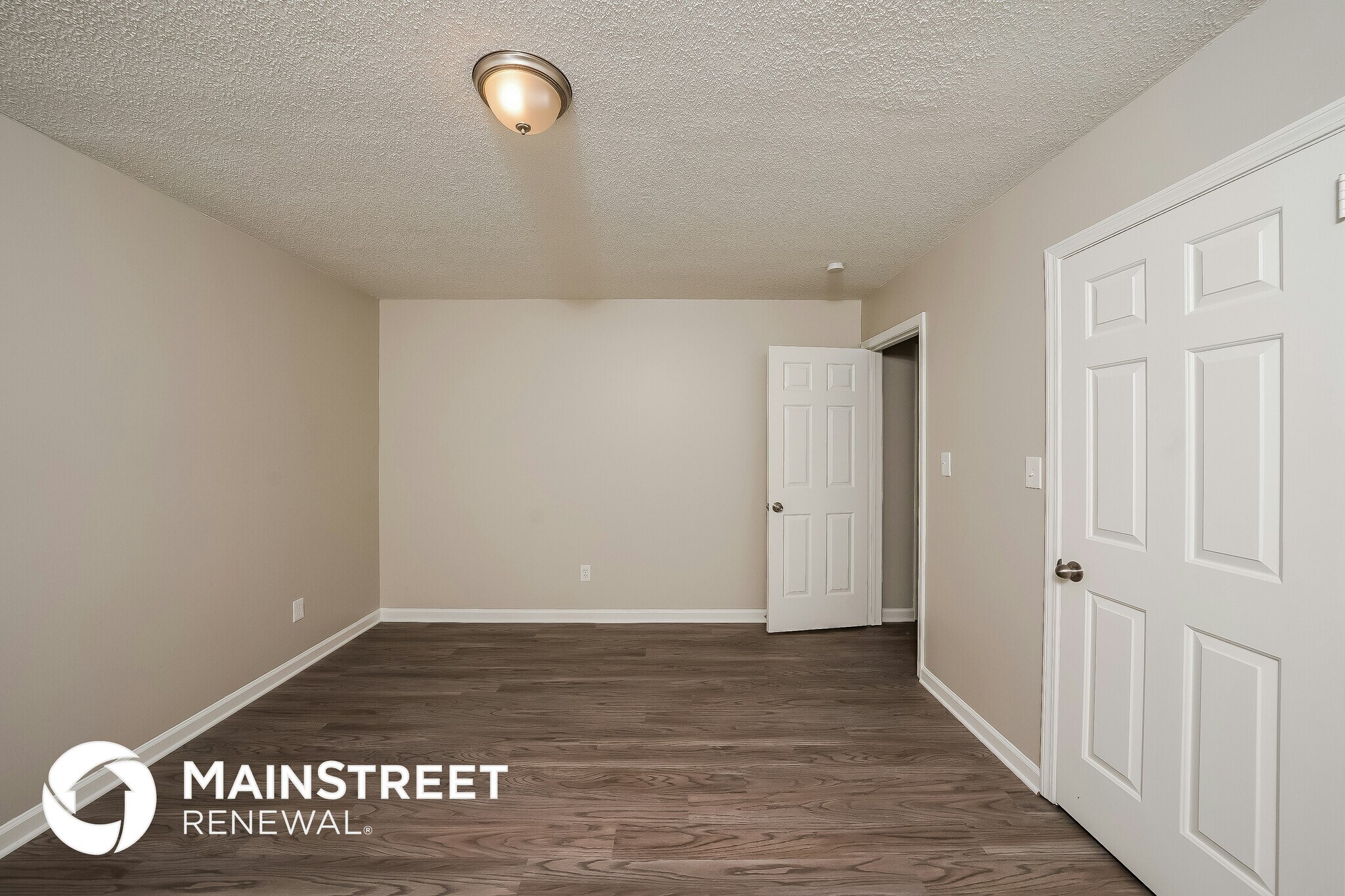 Building Photo - 1704 Native Dancer Dr