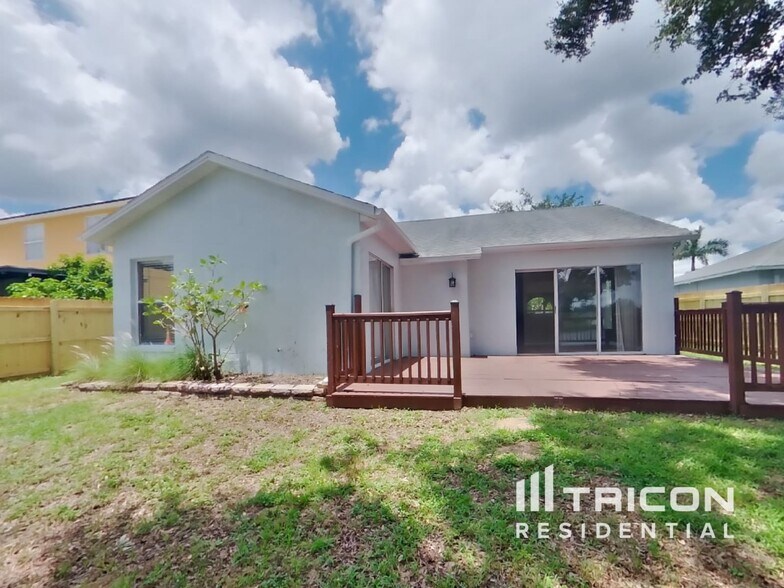 Building Photo - 1216 Cressford Pl