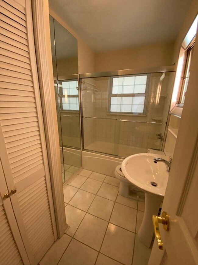 2 br, 1 bath House 517 East 8th Street 517 E 8th St Washington MO