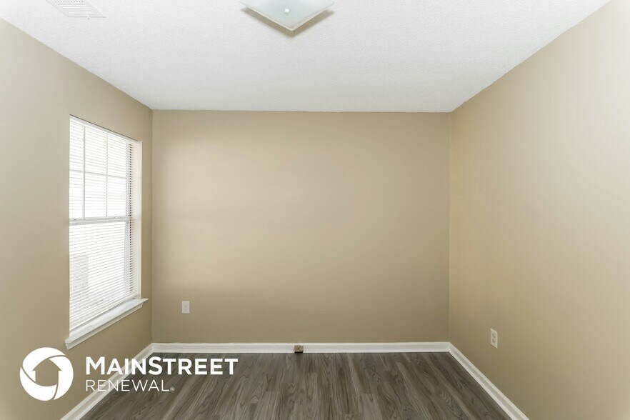 Building Photo - 4479 Cleopatra Cove N