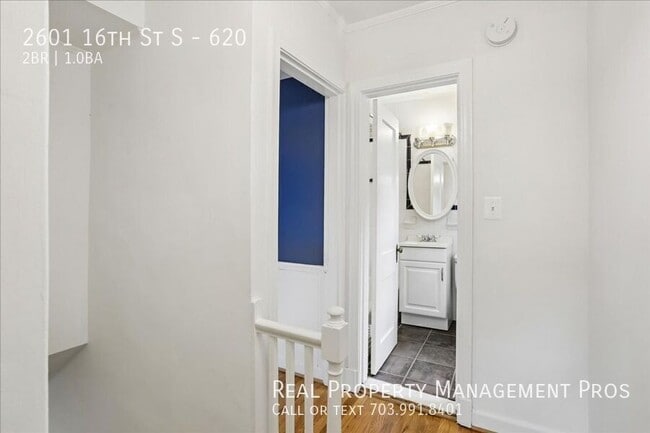 Building Photo - 2601 16th St S