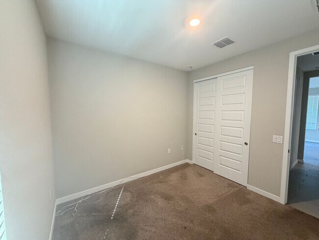 Building Photo - 16594 W Pedro Ln