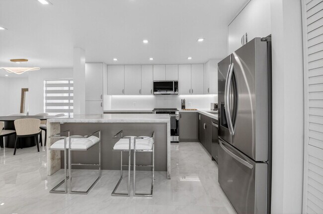 Building Photo - 15322 Strathearn Dr