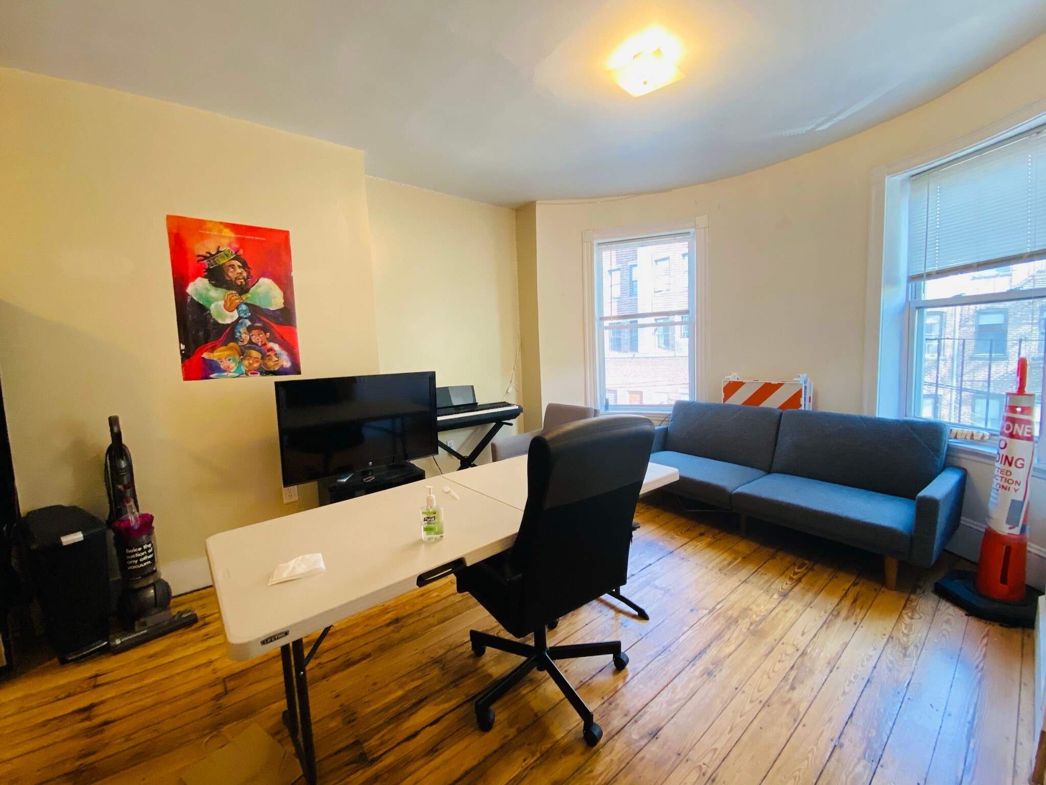 Building Photo - 76 Saint Stephen St