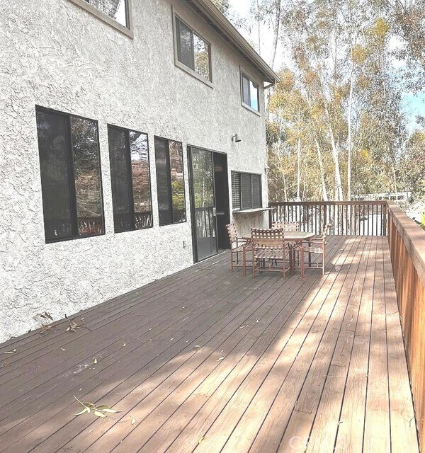 Building Photo - 24851 Rollingwood Rd
