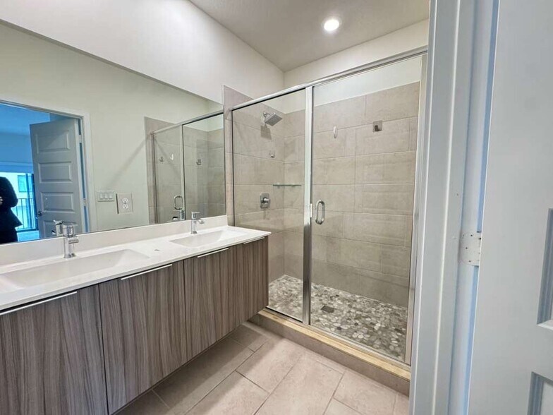 Building Photo - 8311 NW 49th St