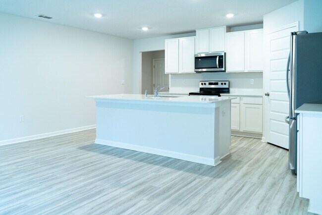 Building Photo - 2624 Saltgrass Wy