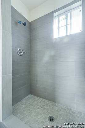 Building Photo - 158 Oelkers-