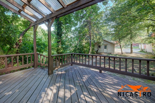 Building Photo - 184 Frambes Ave