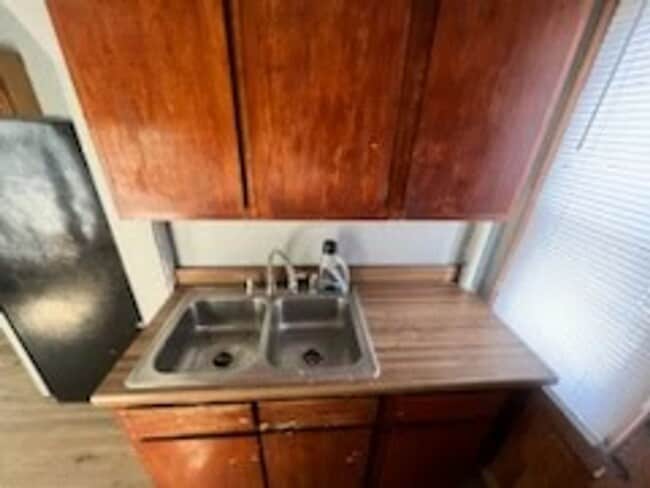 Building Photo - 2146 S Aldrich St