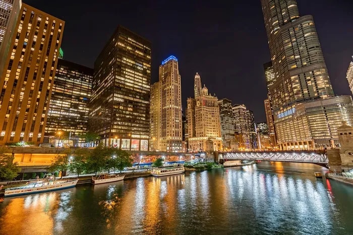 Building Photo - 324 E Wacker Dr