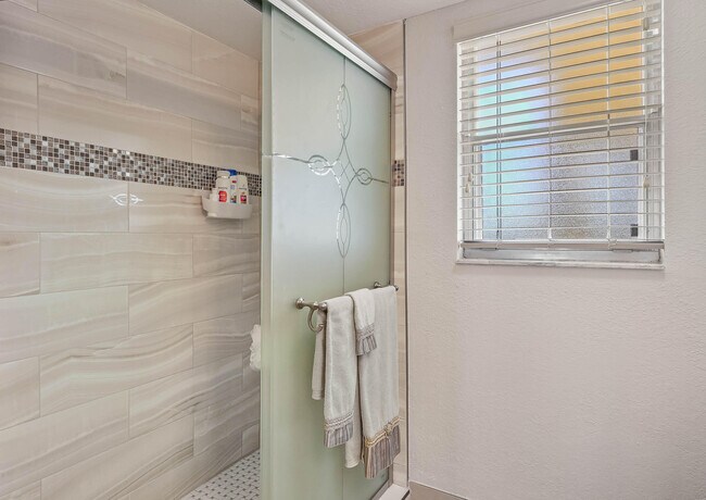 Building Photo - 3951 Via Poinciana