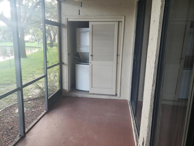 Building Photo - 3860 Coral Tree Cir