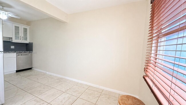 Building Photo - 301 SW 135th Ave