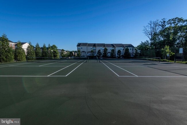 Building Photo - 7254 Mockingbird Cir