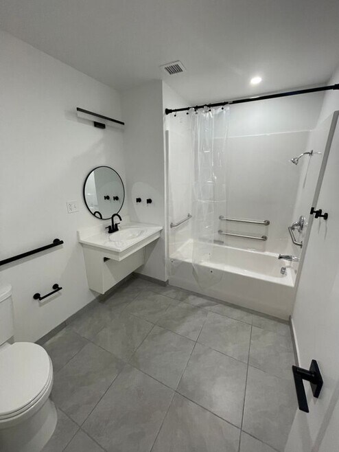 Building Photo - 480 Myrtle St