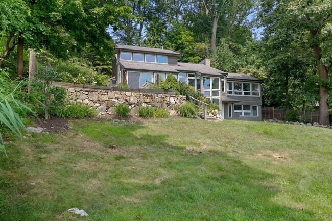 Building Photo - 34 Dock Rd