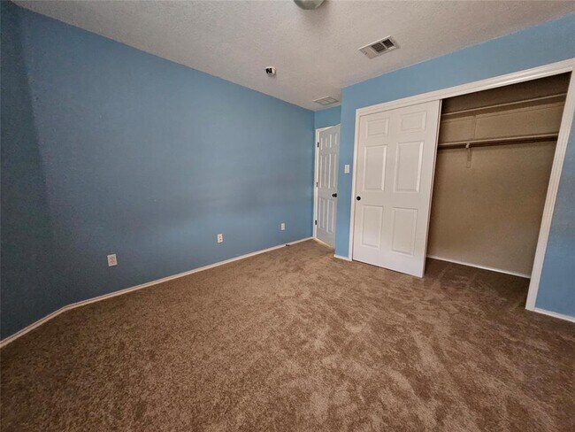 Building Photo - 11109 Persimmon Gap Dr