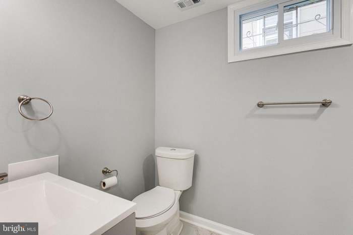 Building Photo - 4331 Shell St