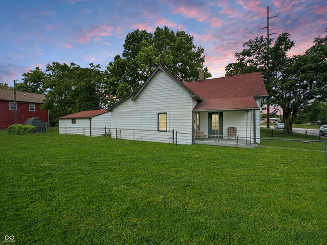 Building Photo - 3337 Prospect St