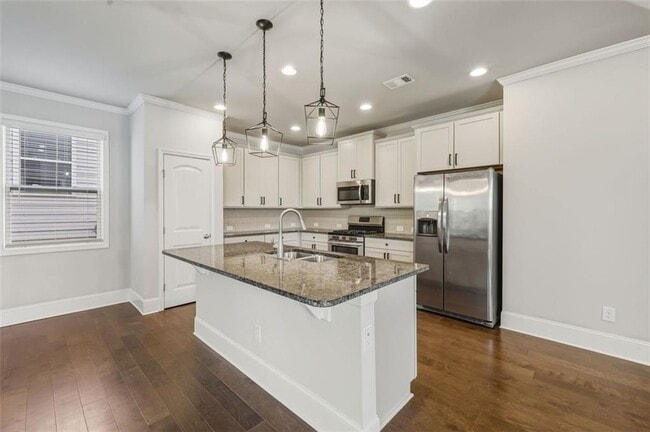 Building Photo - 6496 Crosscreek Ln