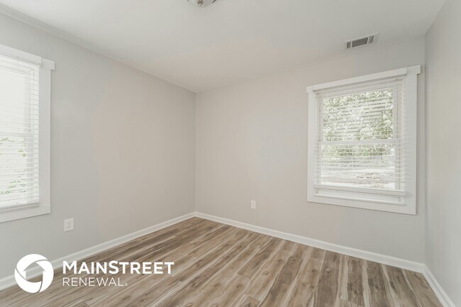 Building Photo - 2824 Beech Nut Rd