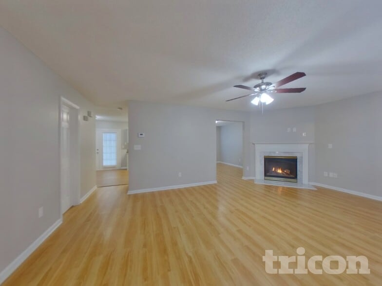 Building Photo - 3023 Willamette Valley Dr