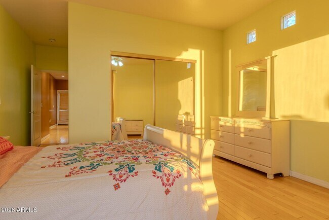 Building Photo - 18425 N 14th St